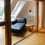 Modernity In With Lagoon View Ummanz