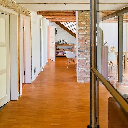 Modernity In With Lagoon View