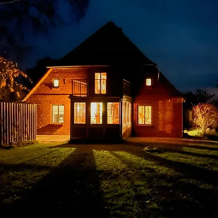 Modernity In With Lagoon View